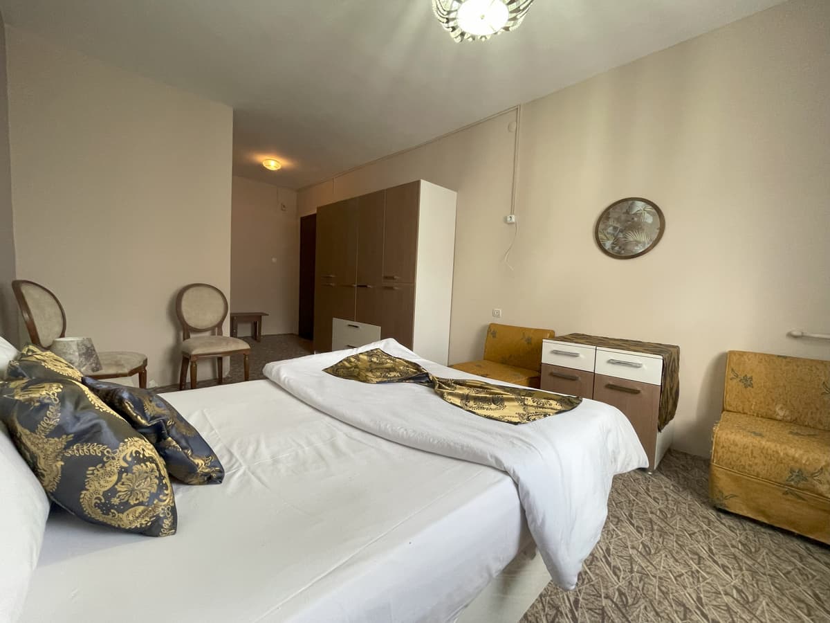 room1